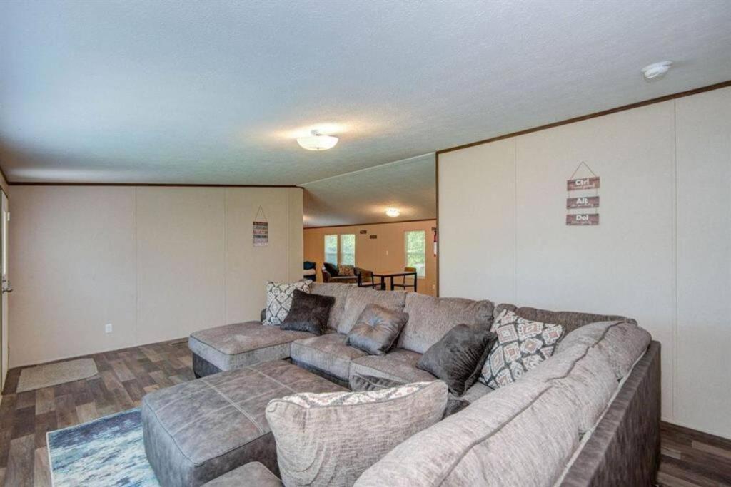 Seaside Serenity - Holiday Home Sleeps 10 Dickinson Extérieur photo